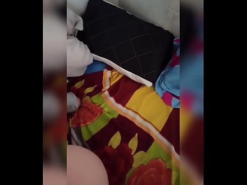 ❤️ Hevjîna min li malê bi tenê dimîne ji ber ku mêrê wê diçe betlaneyê û ez firsendê distînim ku ez wê biçînim û kerê wê bi şîr tijî bikim. ️❌ Vîdyoya porno li ku.moresexmovies.ru